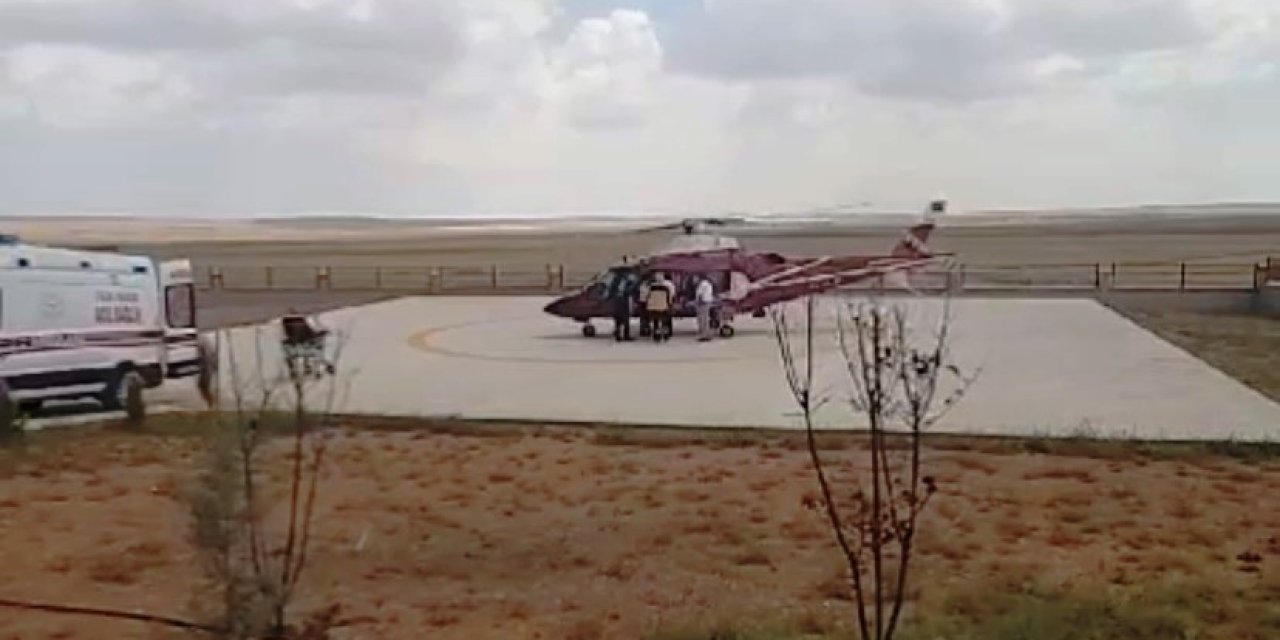 Konya'da ambulans helikopter felç geçiren hasta için havalandı